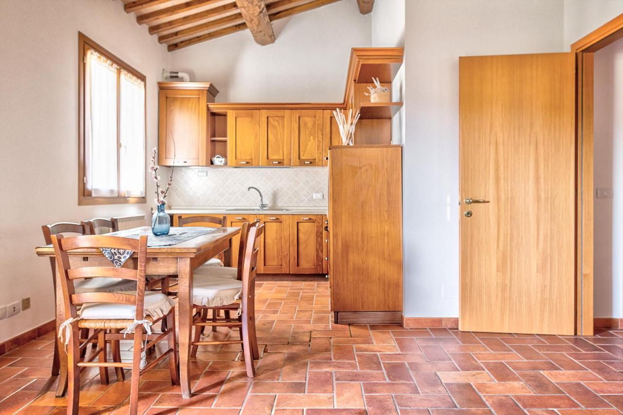 Borgo Del Faggio - Case Vacanza Montepulciano Stazione المظهر الخارجي الصورة