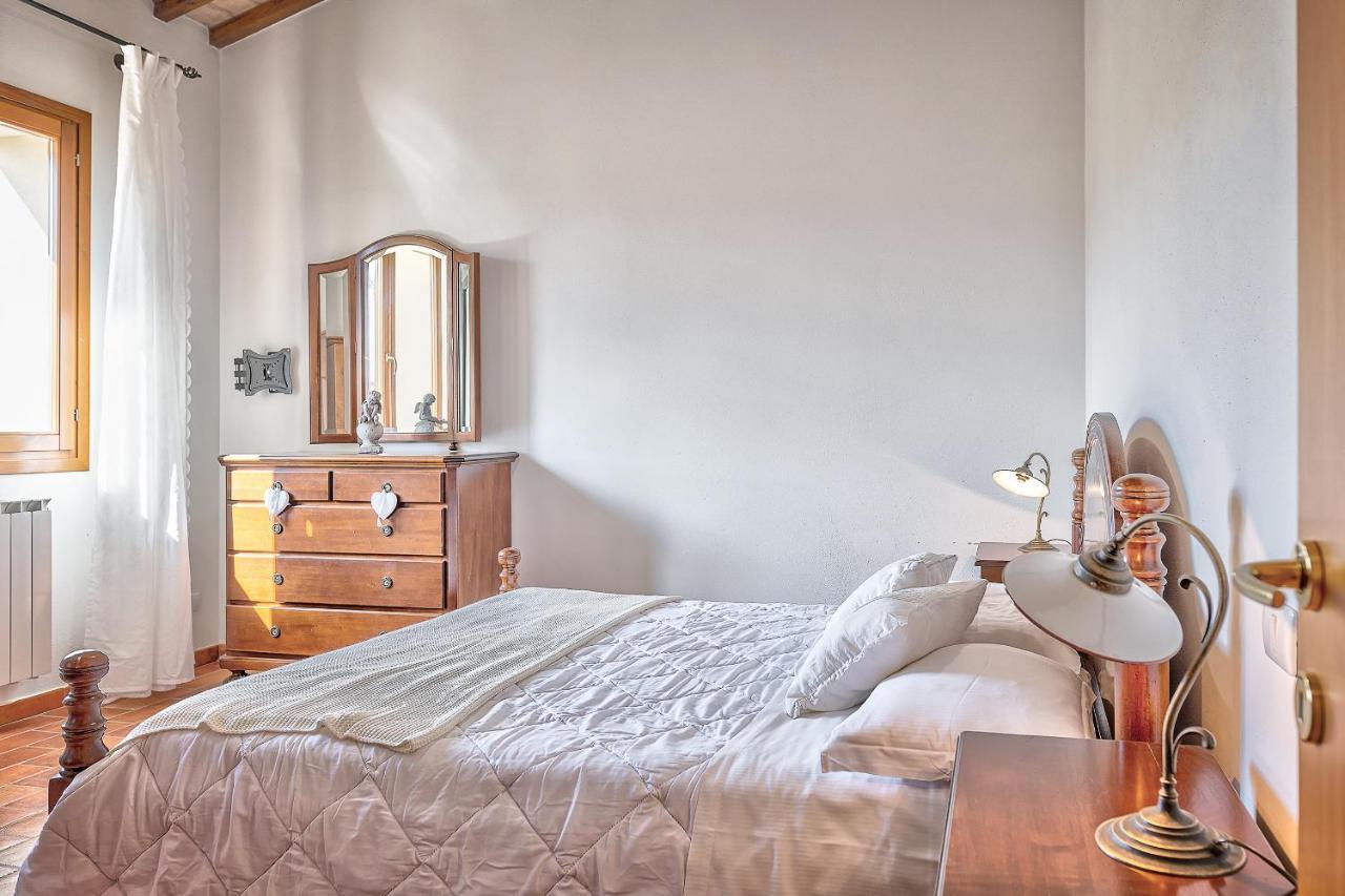 Borgo Del Faggio - Case Vacanza Montepulciano Stazione المظهر الخارجي الصورة